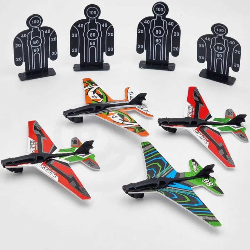 Odpalovací letadlová pistole se 4 letadly